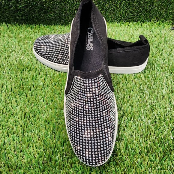 CARLOS by Carlos Santana | Brand New Black Slip-On with silver studs - Picture 1 of 4